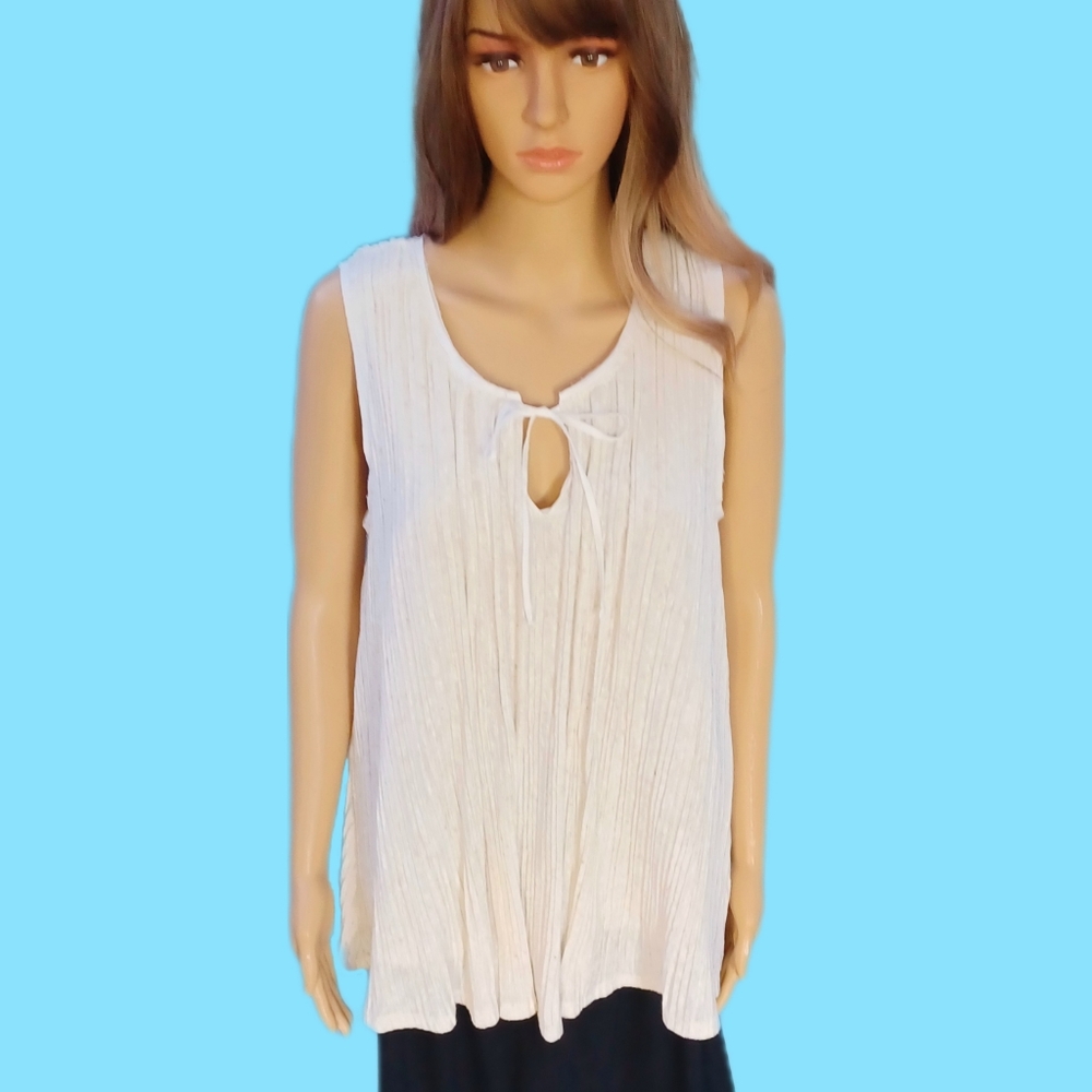 NEW! Chelsea & Theodore M tank top